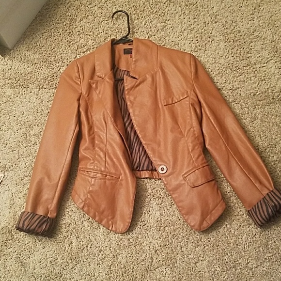Brown Leather jacket - Picture 1 of 1